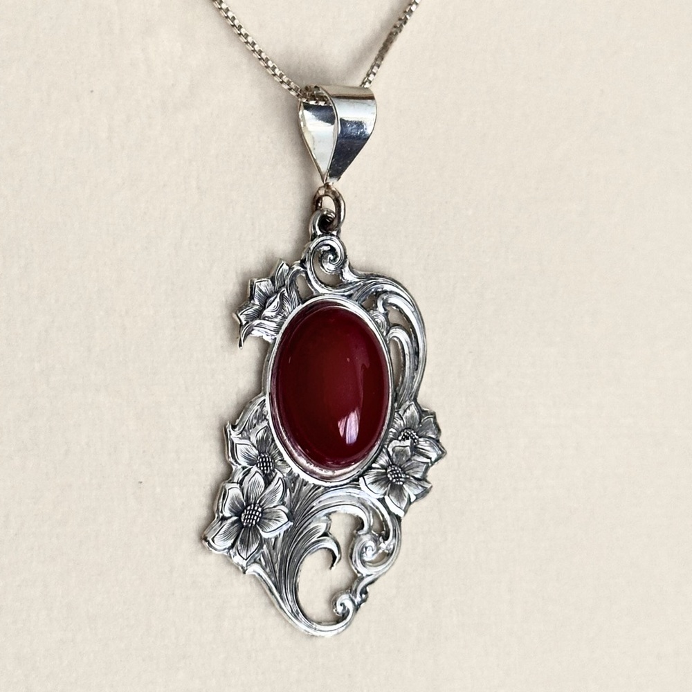 Estate Art Nouveau Carnelian Sterling Silver Pendant Necklace